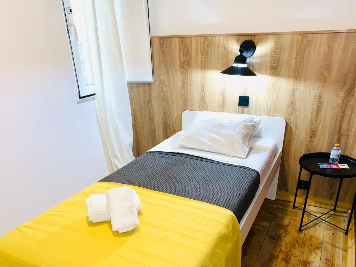 Growin Digital Nomads Hostel Faro Bagian luar foto